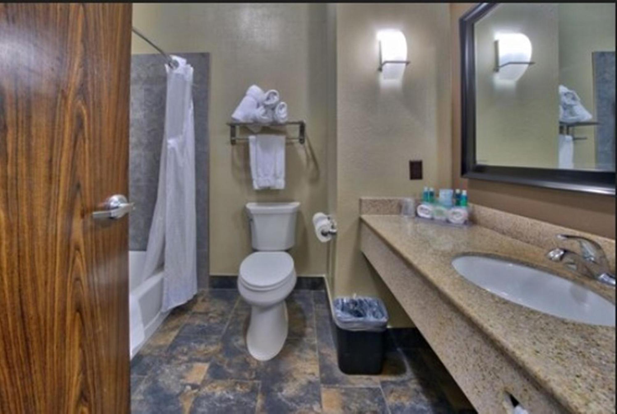 Holiday Inn Express And Suites Lubbock South, An Ihg Hotel Rom bilde