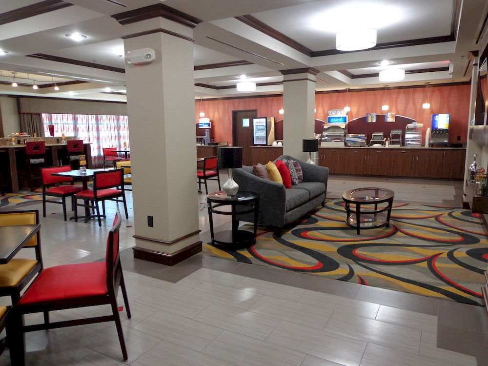 Holiday Inn Express And Suites Lubbock South, An Ihg Hotel Eksteriør bilde