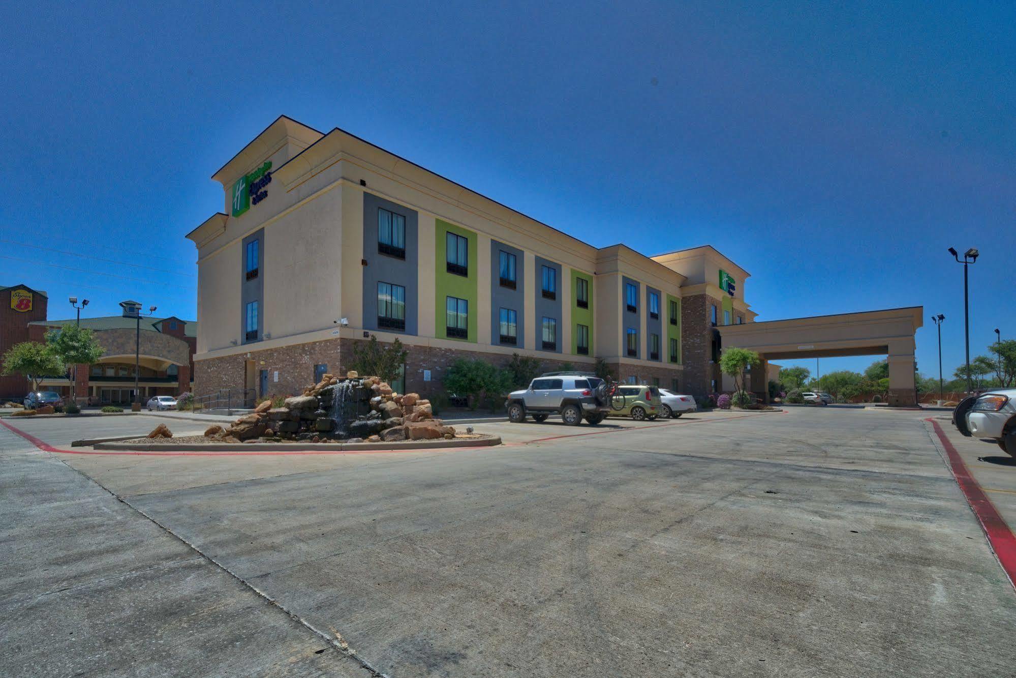 Holiday Inn Express And Suites Lubbock South, An Ihg Hotel Eksteriør bilde